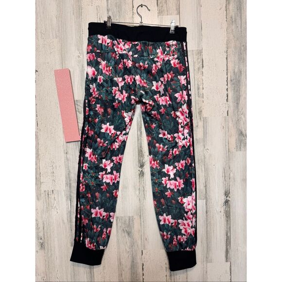 Adidas Neo Women’s Floral Print Jogger Pants Size Large - Picture 8 of 10